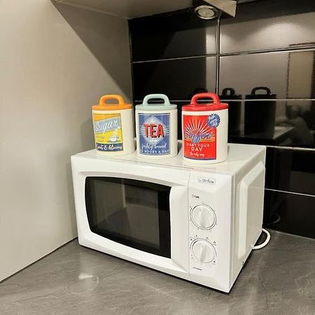 Mediacity Studio Apartment Salford-Quays マンチェスター エクステリア 写真