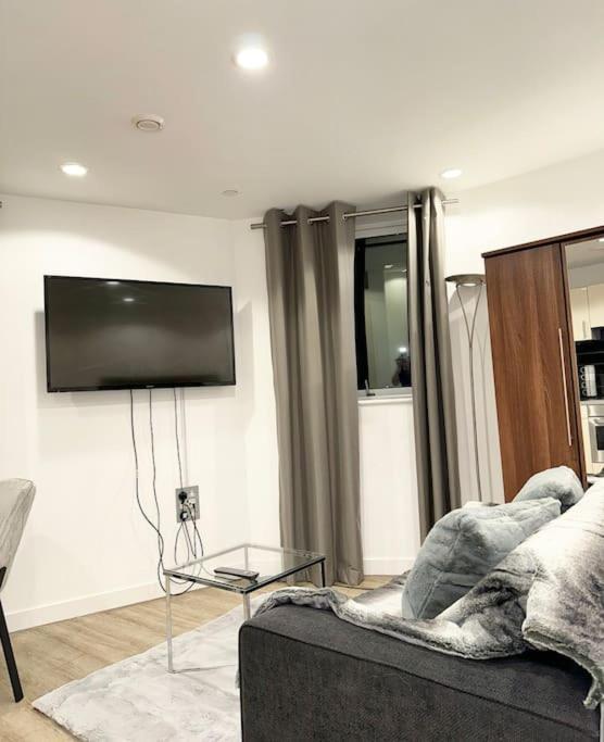 Mediacity Studio Apartment Salford-Quays マンチェスター エクステリア 写真